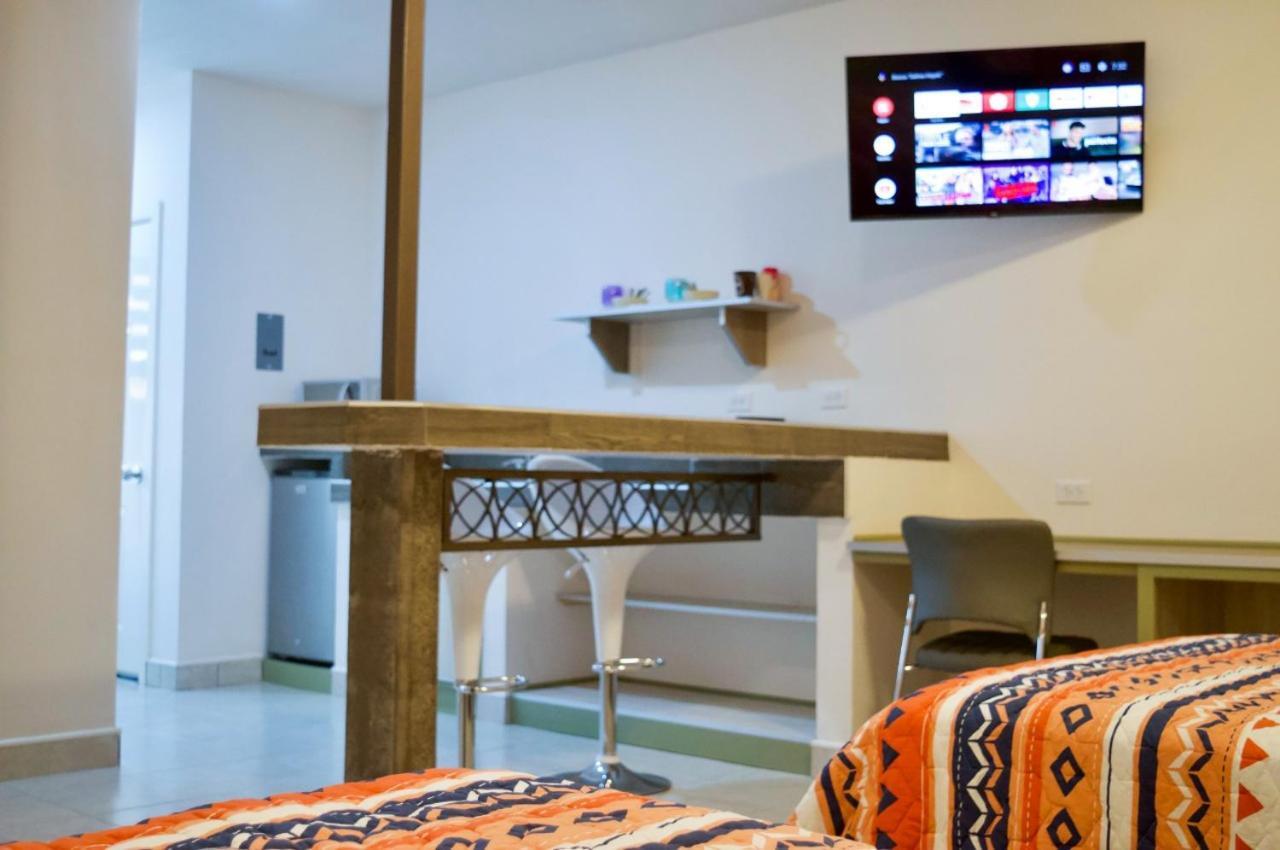 Magnolias Suites Hotel Nuevo Casas Grandes 외부 사진